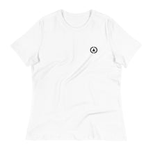 将图片加载到图库查看器,Born to Roam Women's T